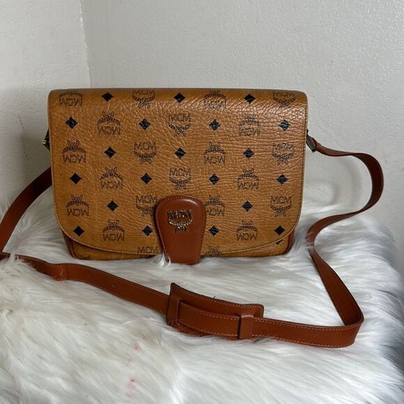 💯Authentic MCM Cognac Flap Flap Shoulder Bag 🍀 - Picture 16 of 17